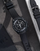 Premium Curved Rubber Strap - Black