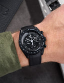 Premium Curved Rubber Strap - Black