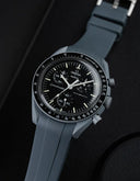 Curved rubber strap - gray